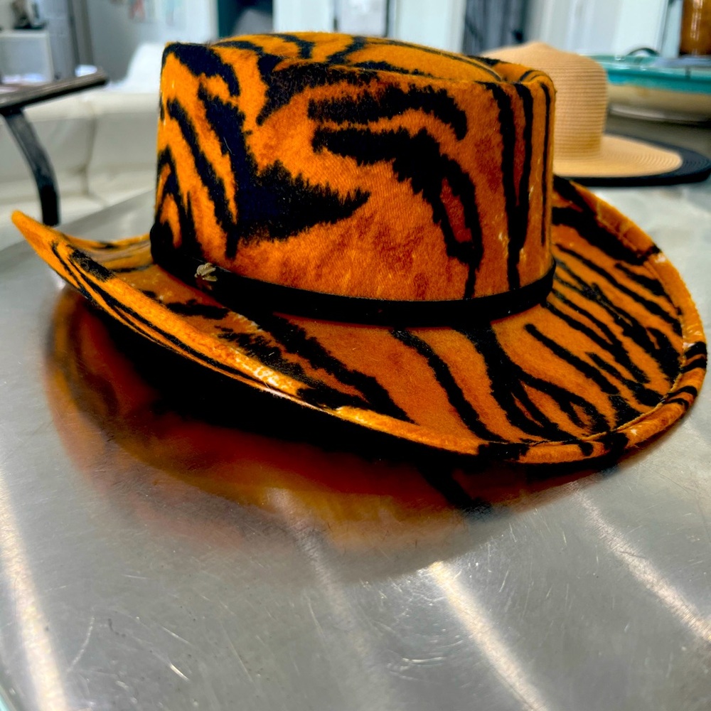 Tiger fabric cowboy hat